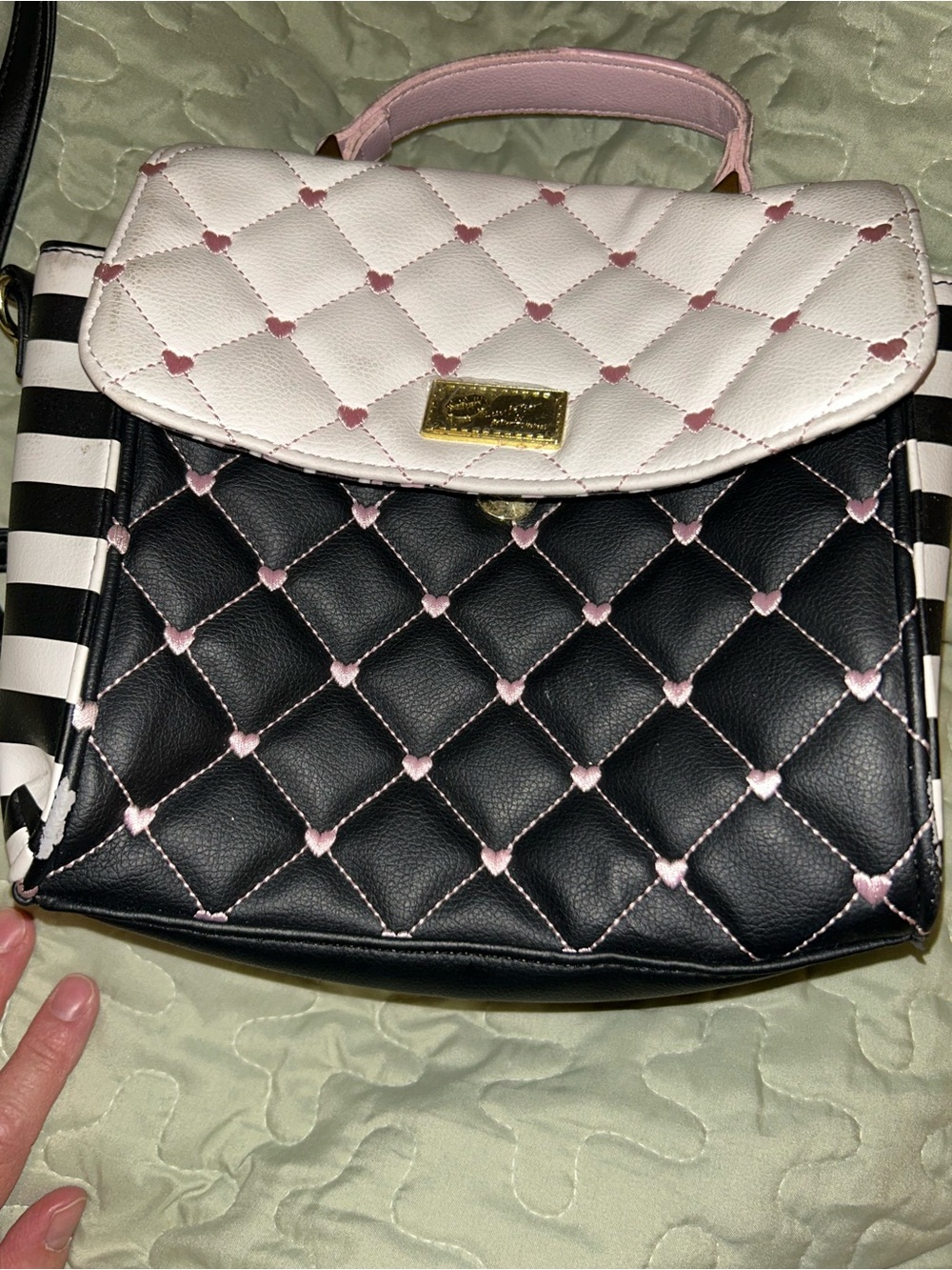 Preloved Betsey Johnson Quilted Hearts Bag